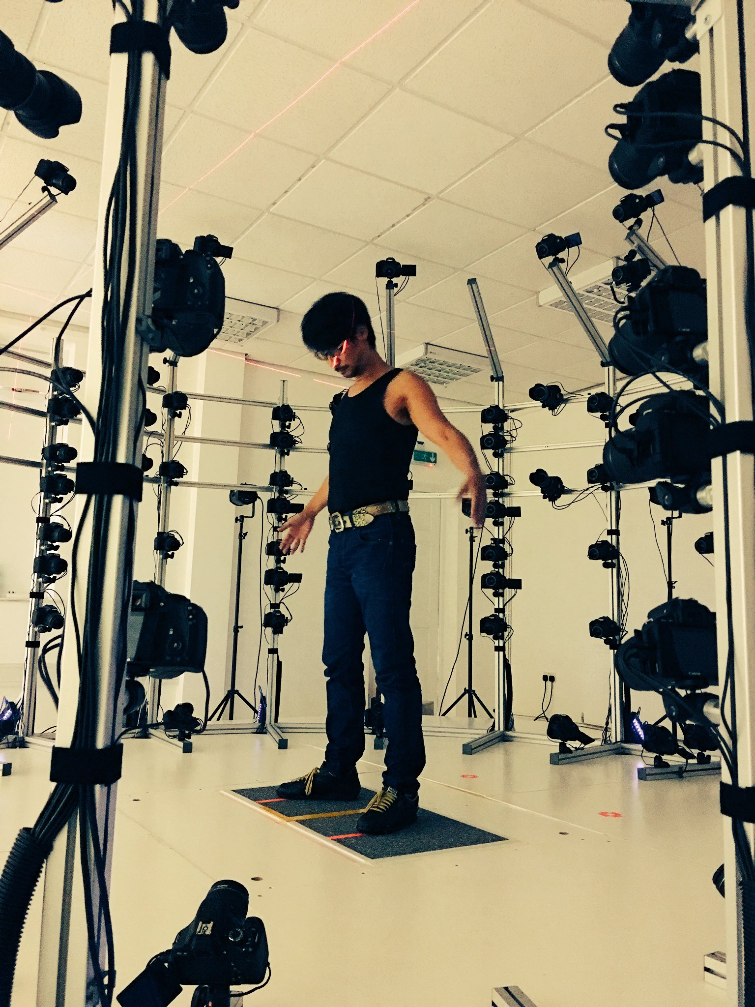 Hideo Kojima en studio 3D Scanning, le 23 août 2016