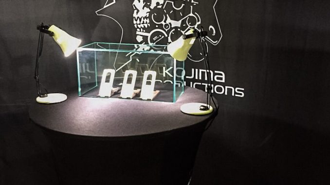 Futur présentoir GildDesign du TGS 2016 pour les coques iPhone de Kojima Productions