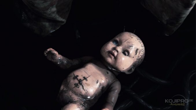 La poupée et Norman Reedus partagent la même cicatrice