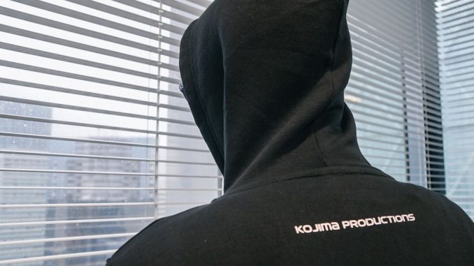 Un hoodie officiel Kojima Productions