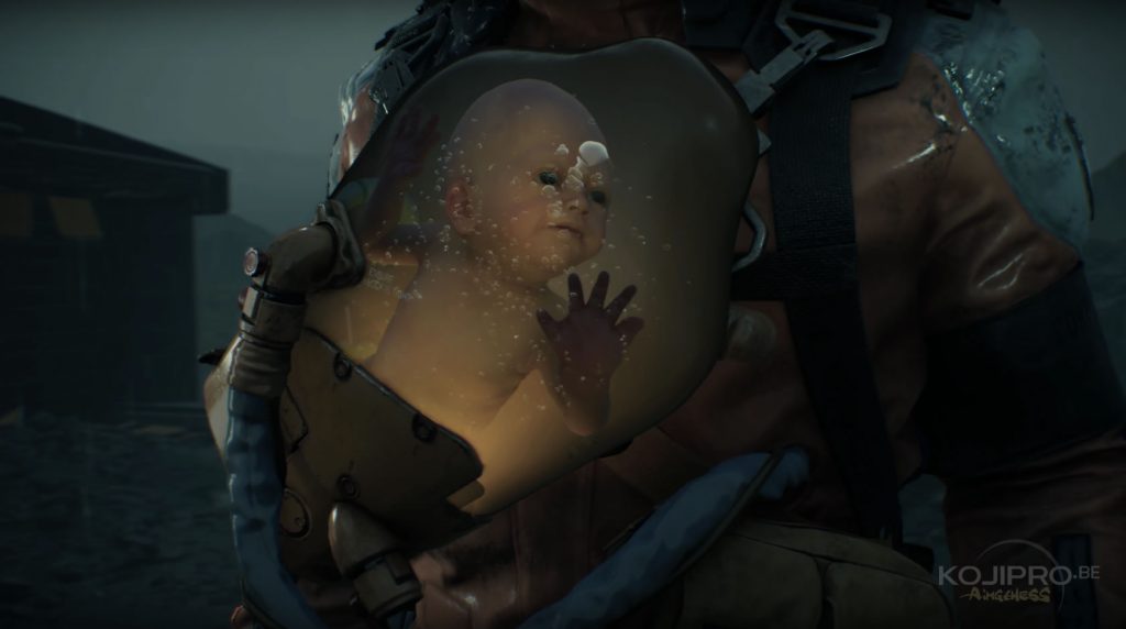 Le bébé apparaît pour la première fois dans la capsule du « troisième homme ».