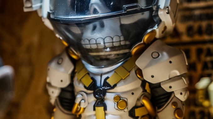 « Figurines LUDENS réalisée par Good Smile Company - Nendoroid. Ce sont des prototypes. » - Hideo Kojima (21 juillet 2016)