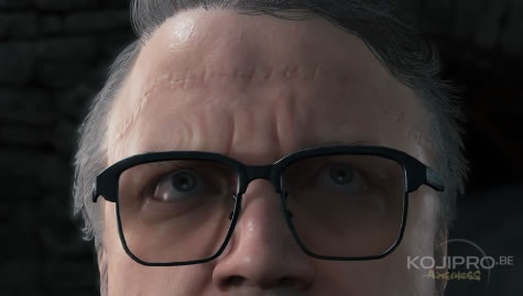 Une longue cicatrice se dessine sur le front de Guillermo del Toro