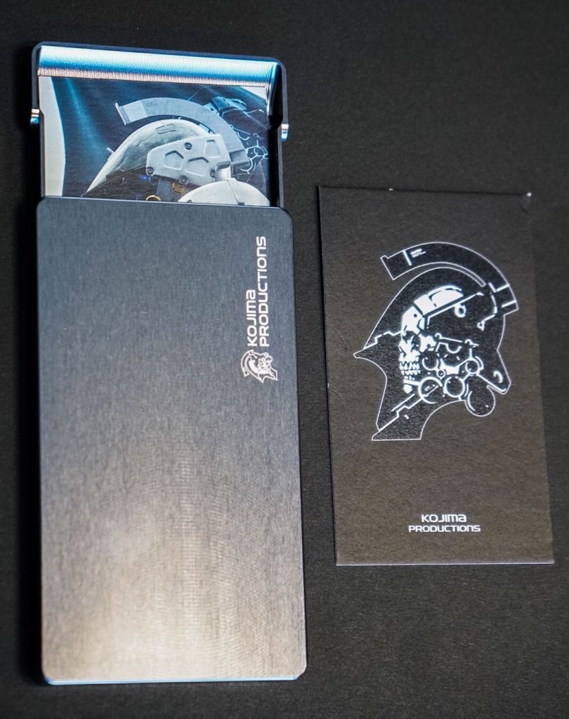 Porte-cartes Kojima Productions par Gild Design