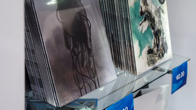Des disques vinyle Death Stranding de Low Roar en vente à l’E3 2017, le 12 juin 2017